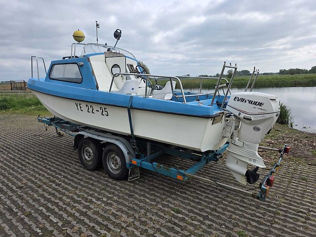 Pilot - zeewaardig - visboot met trailer en 50 pk evinrude etec - afbeelding 11 van  44