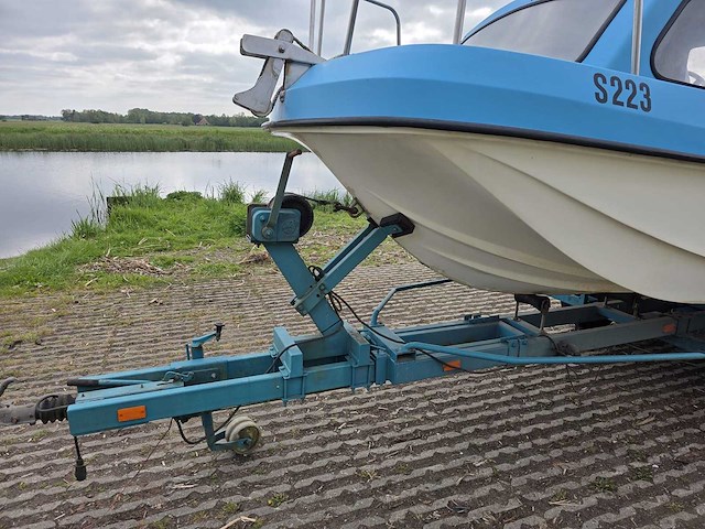 Pilot - zeewaardig - visboot met trailer en 50 pk evinrude etec - afbeelding 33 van  44