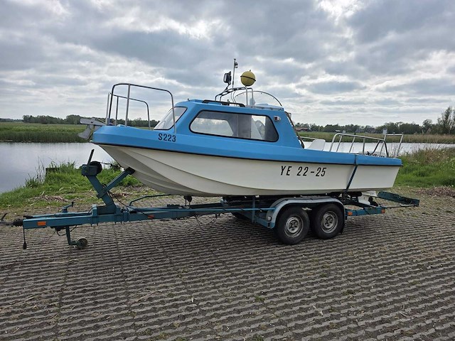 Pilot - zeewaardig - visboot met trailer en 50 pk evinrude etec - afbeelding 40 van  44