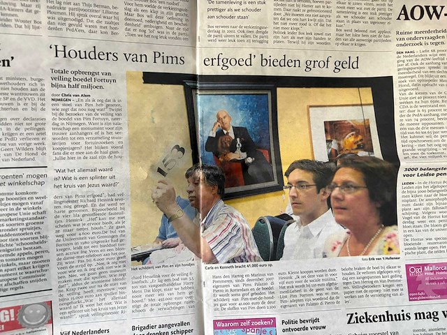Pim fortuyn met hondjes - martin van bree - afbeelding 7 van  17