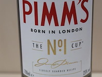 Pimm's born in london likeur - 70 cl - winkelverkoopprijs € 12.95 - afbeelding 2 van  3