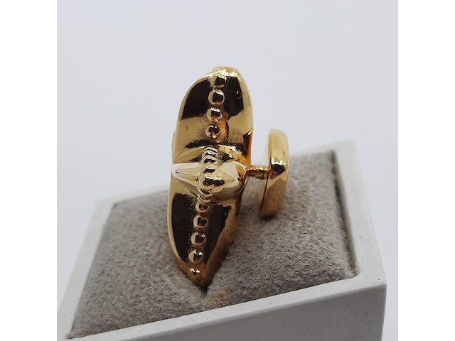 Pin, loewe - afbeelding 6 van  8