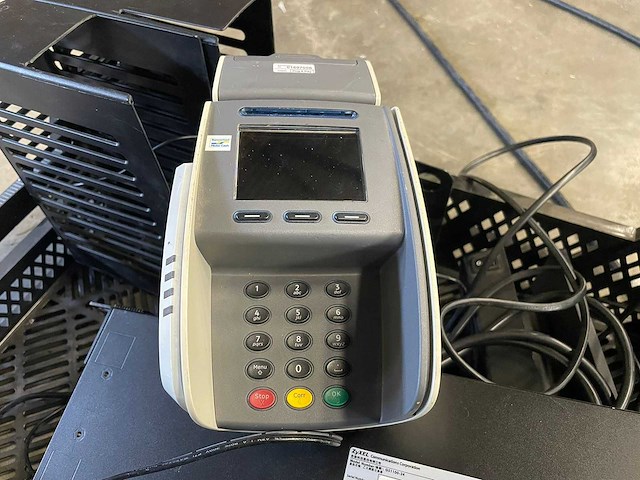 Pinapparaat - afbeelding 1 van  2