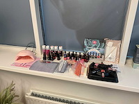 Pink gellac nagellakset - afbeelding 1 van  5