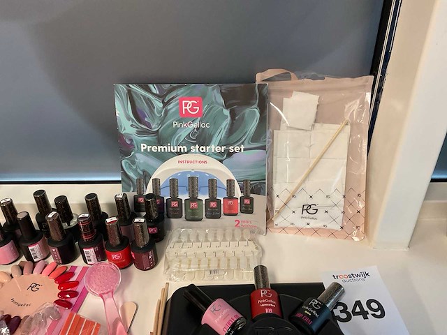 Pink gellac nagellakset - afbeelding 3 van  5