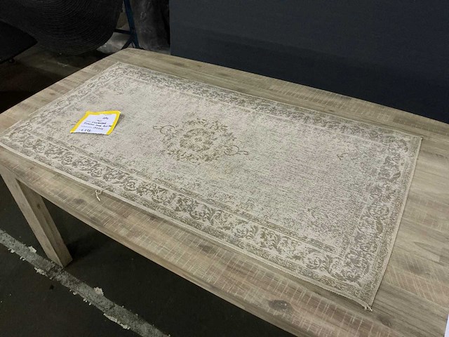 Pinkpop sand vloerkleed 70x140cm - afbeelding 1 van  4