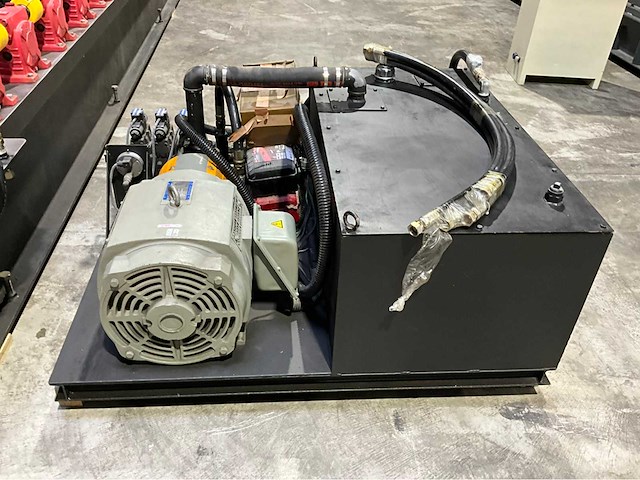 Pinnacle rd 1200 roofdeck productie rolvormlijn - afbeelding 23 van  52