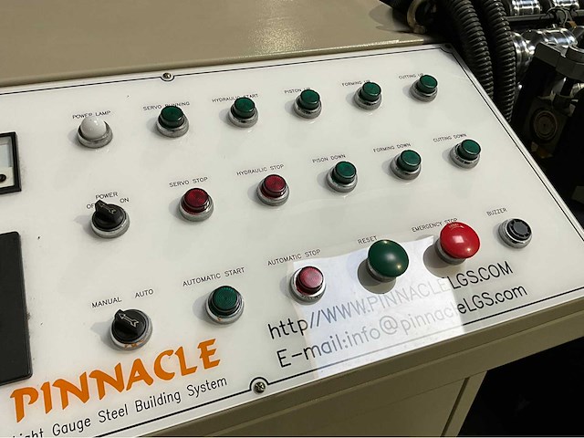 Pinnacle rd 1200 roofdeck productie rolvormlijn - afbeelding 30 van  52