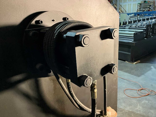 Pinnacle rd 1200 roofdeck productie rolvormlijn - afbeelding 41 van  50