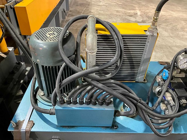 Pinnacle ridgcap xg-400 productie rolvormlijn - afbeelding 12 van  32