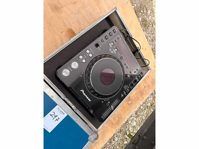 Pioneer - cdj1000 mk3 - dj gear - afbeelding 3 van  3