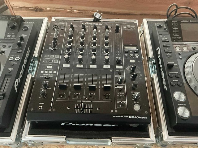 Pioneer cdj-2000nxs nexus dj set compleet - afbeelding 8 van  9