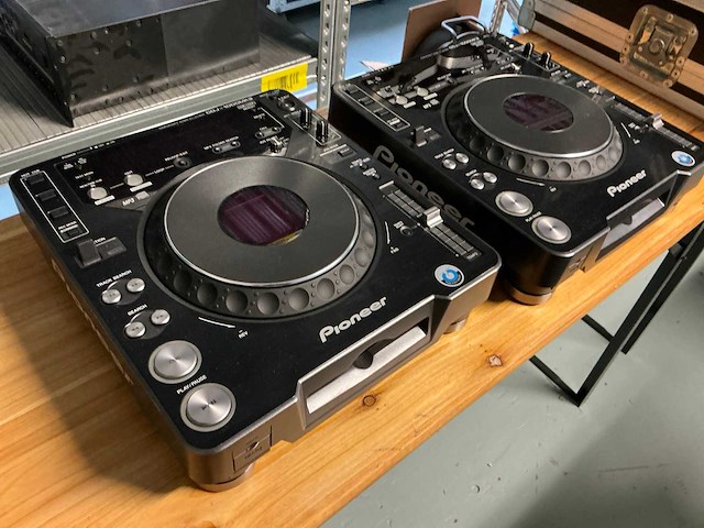 Pioneer cdj1000mkiii dj-gear (2x) - afbeelding 1 van  12