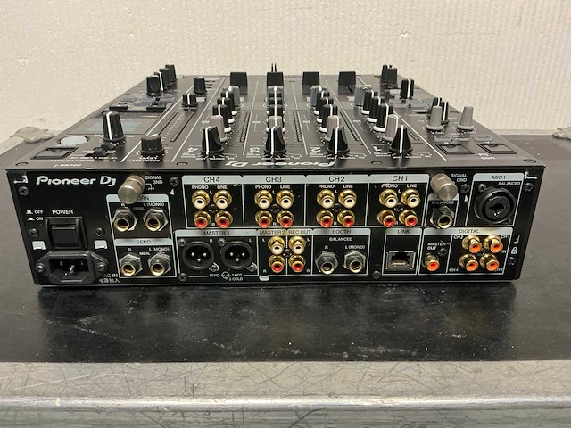 Pioneer djm 900 nxs2 dj mixer - afbeelding 4 van  5