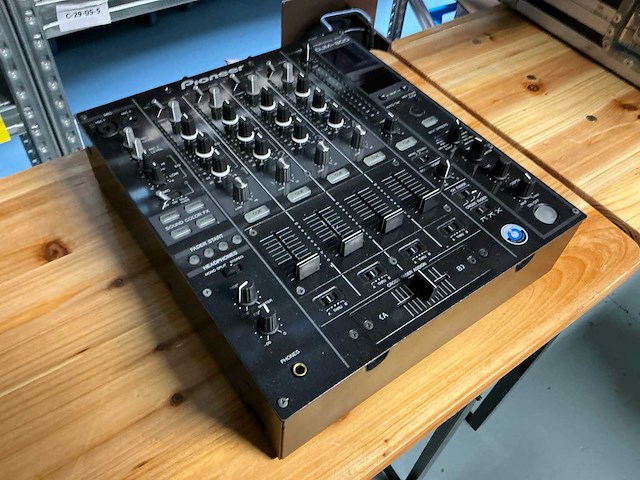 Pioneer djm800 dj mixer - afbeelding 1 van  10