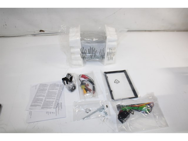 Pioneer dmh-a240bt - multimedia autoradio - afbeelding 4 van  4