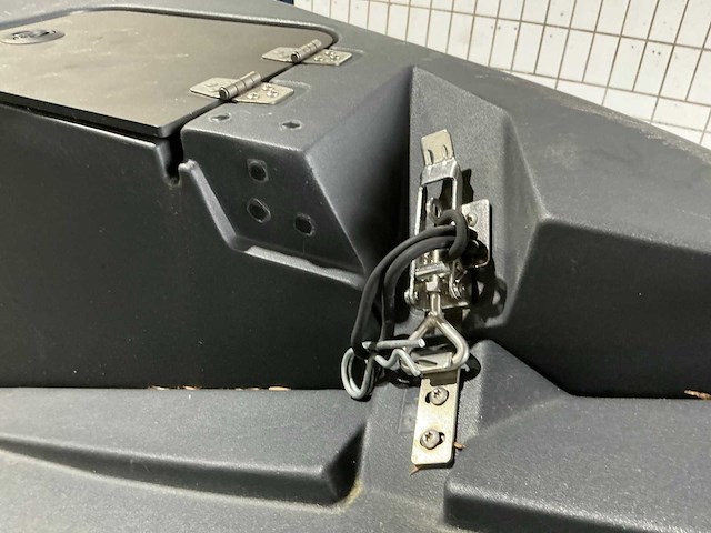 Pioner multi d10 c8 speedboot - afbeelding 22 van  35