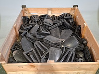 Pionierschepjes, slaapzakken en jassen - afbeelding 2 van  8