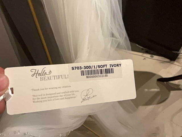 Piorier - sluiers - partij kleding - afbeelding 7 van  26