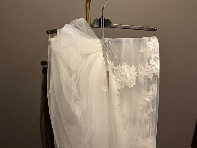 Piorier - sluiers - partij kleding - afbeelding 15 van  26