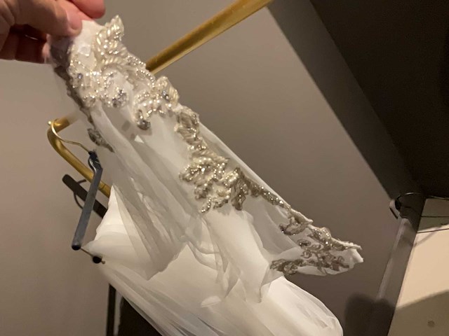 Piorier - sluiers - partij kleding - afbeelding 21 van  26