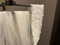 Piorier - sluiers - partij kleding - afbeelding 23 van  26