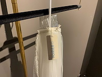 Piorier - sluiers - partij kleding - afbeelding 25 van  26