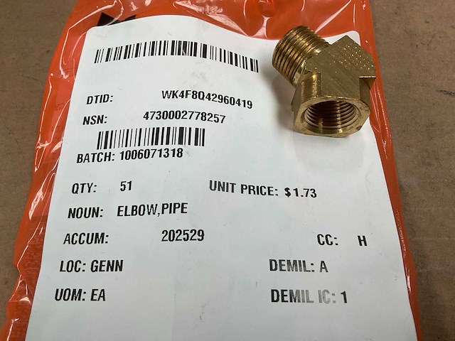 Pipe elbow (51x) - afbeelding 1 van  5