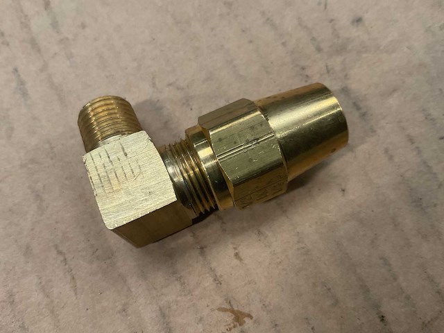 Pipe to tube elbow (10x) - afbeelding 1 van  3
