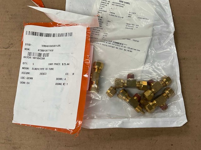 Pipe to tube elbow (5x) - afbeelding 1 van  1