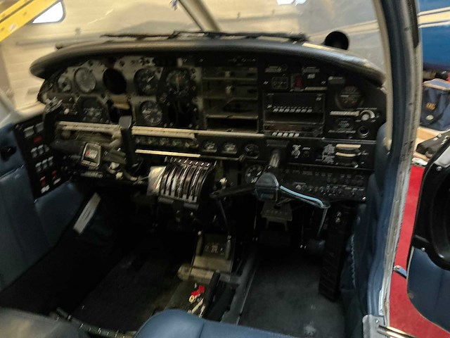 Piper aircraft pa-44 -180 seminole sportvliegtuig airframe - afbeelding 25 van  30
