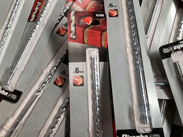 Piranha mix kavel diverse steenboren (91x) - afbeelding 2 van  3