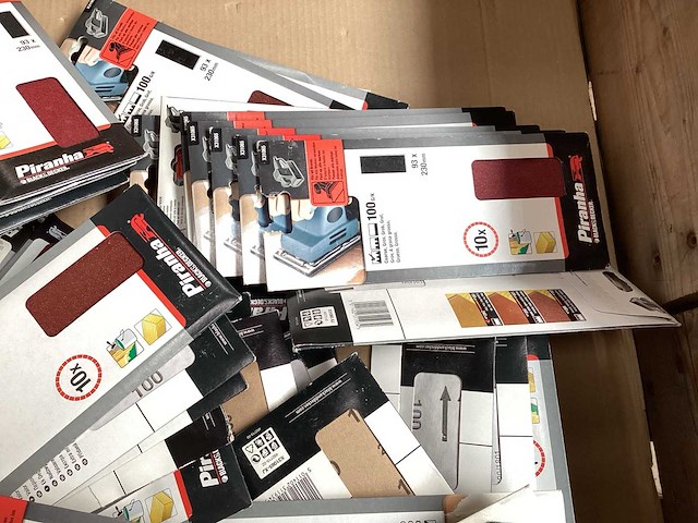 Piranha mix kavel schuurpapier voor schuurmachines (160x) - afbeelding 4 van  5