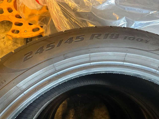 Pirelli - p - zero - autobanden (4x) - afbeelding 3 van  3