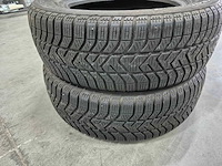 Pirelli - winterbanden - 195/65 r15 - autobanden (2x) - afbeelding 1 van  4