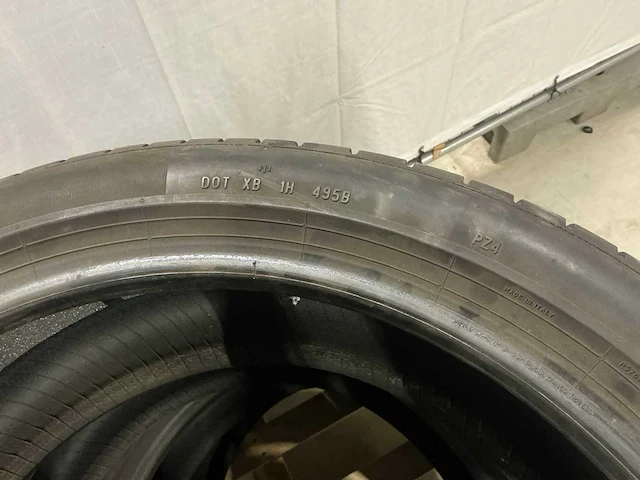 Pirelli 255/40 r20 autoband (4x) - afbeelding 4 van  5