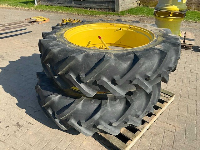 Pirelli dubbellucht set - afbeelding 1 van  6