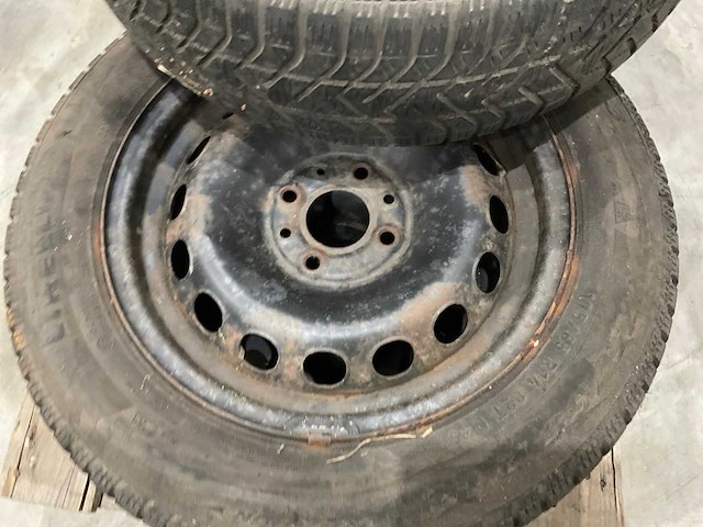 Pirelli en continental - autoband (5x) - afbeelding 4 van  9