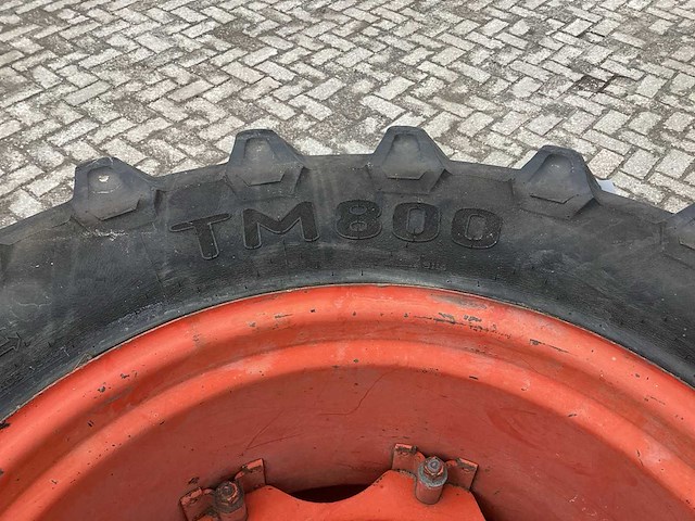 Pirelli mt 800 landbouwband met velg - afbeelding 6 van  7