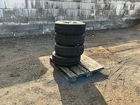 Pirelli scorpion 235/60r18 autoband (4x) - afbeelding 1 van  9