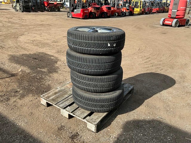 Pirelli scorpion 235/60r18 autoband (4x) - afbeelding 4 van  9