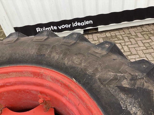 Pirelli t/m 800 band, wiel en velg (2x) - afbeelding 5 van  6