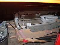 Piston koffiemachine saeco met 3 tappunten. werking en compleetheid onbekend. - afbeelding 1 van  2