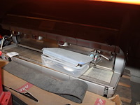 Piston koffiemachine saeco met 3 tappunten. werking en compleetheid onbekend. - afbeelding 2 van  2