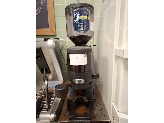 Pistonmachine met bonenmaler, sm, 100 e dtc - afbeelding 2 van  12