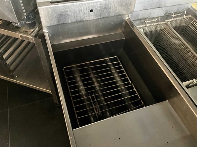 Pitco 35 c gasfriteuse - afbeelding 10 van  12