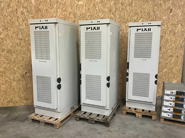 Pixii & polarium batterijopslag systeem - afbeelding 11 van  18