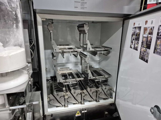 Pizza automaat - afbeelding 42 van  42