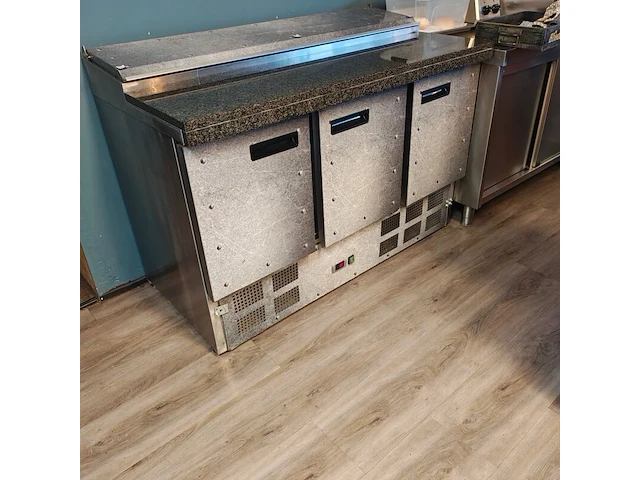 Pizza koel-werkbank - afbeelding 1 van  4