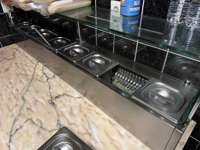 Pizza koelwerkbank - afbeelding 9 van  9